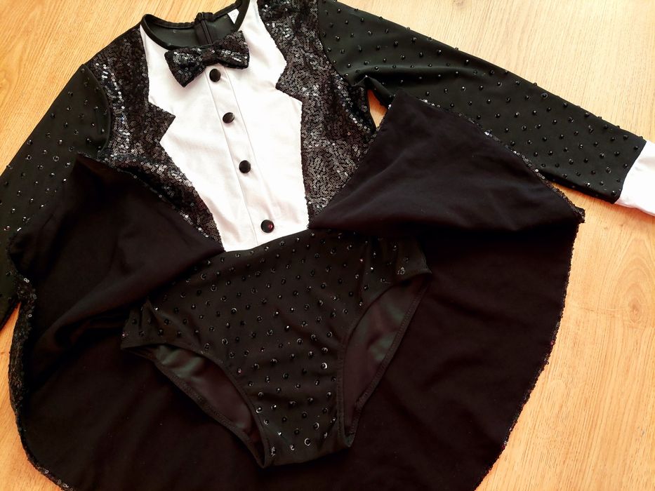 rozm. 146 kostium frak strój do tańca cekiny przebranie czarny