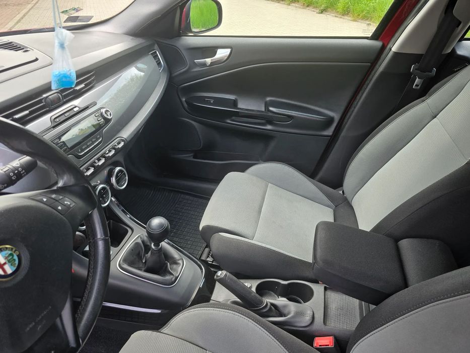 Alfa Romeo Giulietta Alfa Romeo Giulietta 2.0 JTDM 170 km fajny stan ladne auto / zamiana
