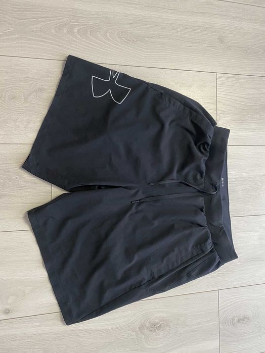 UNDER ARMOUR qualifier speed pocket 9 r.M oryginalne szorty sportowe
