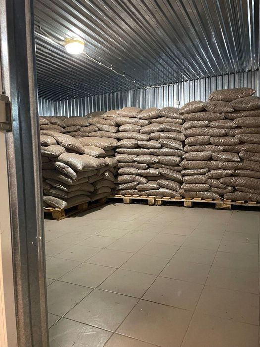 Приміщення виробничого призначення 550 кв.м. 40 км від Києва