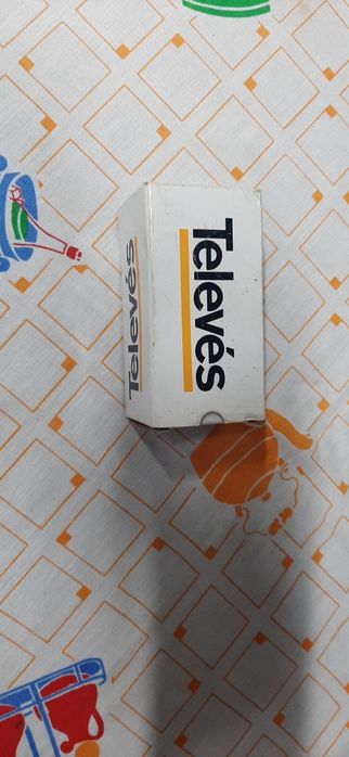 2 LNBS parabolica TELEVÉS