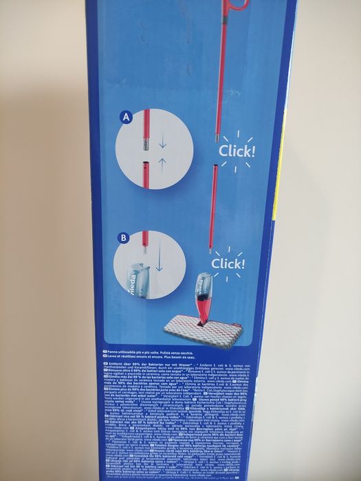 Mop Vileda ze spryskiwaczem.