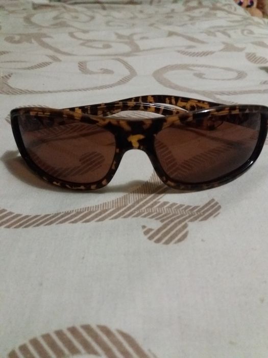 Сонцезахисні окуляри