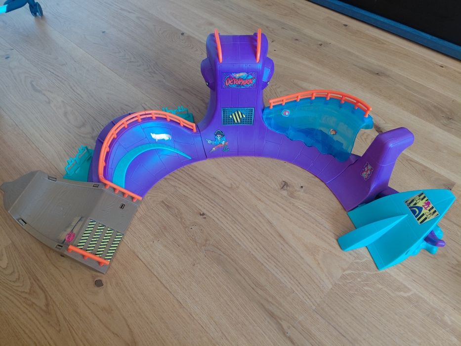 Skate park osmiornica hot wheels