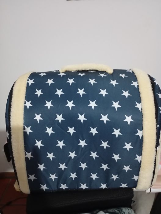 Casinha acolchoada quente para cães e gatos