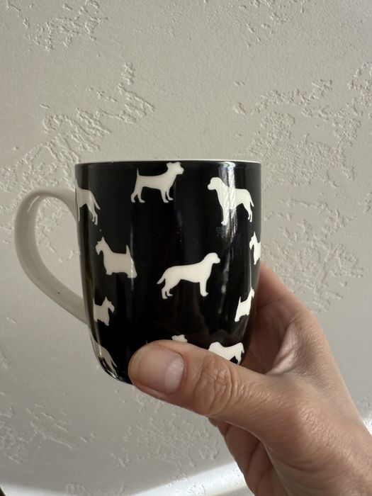 Велика чашка з собаками