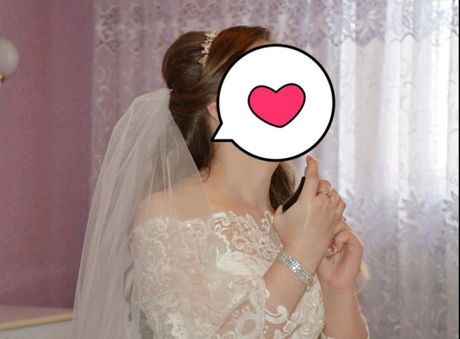 Шикарна весільна сукня