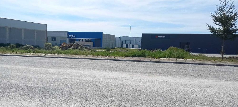 Lote de Terreno na PLIE Guarda