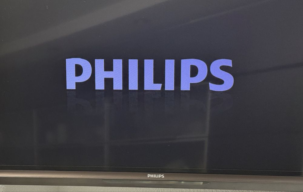 Продам телевізор Philips  LED 32  6 серіі
