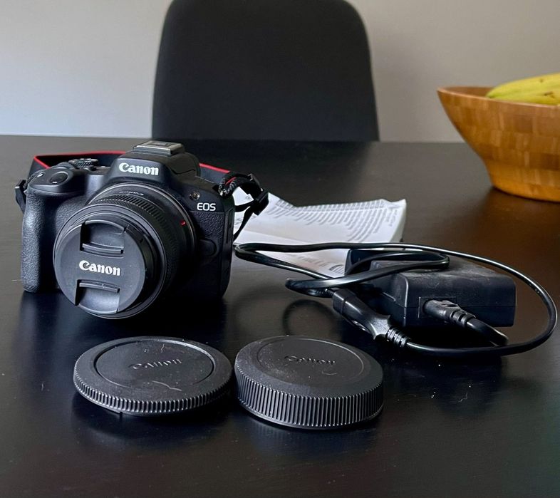 Canon EOS R50 + Canon RF-S 18-45mm