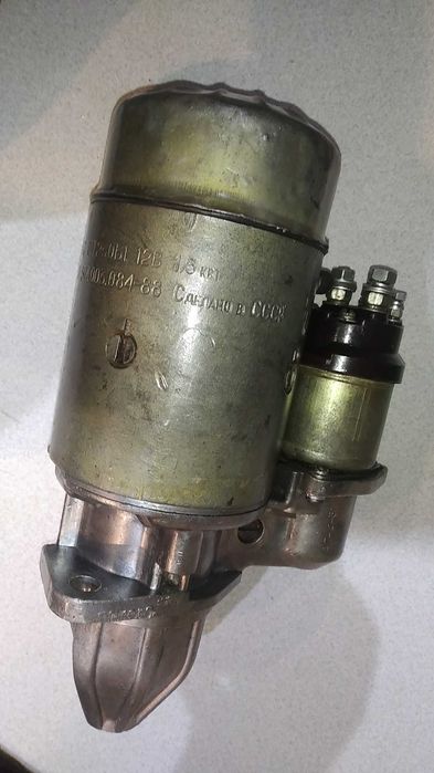 СТАРТЕР- ЗИЛ-130.ЗИЛ-131, СТ-230К1,БАТЭ  ссср1,8квтб/у снят с нов авто