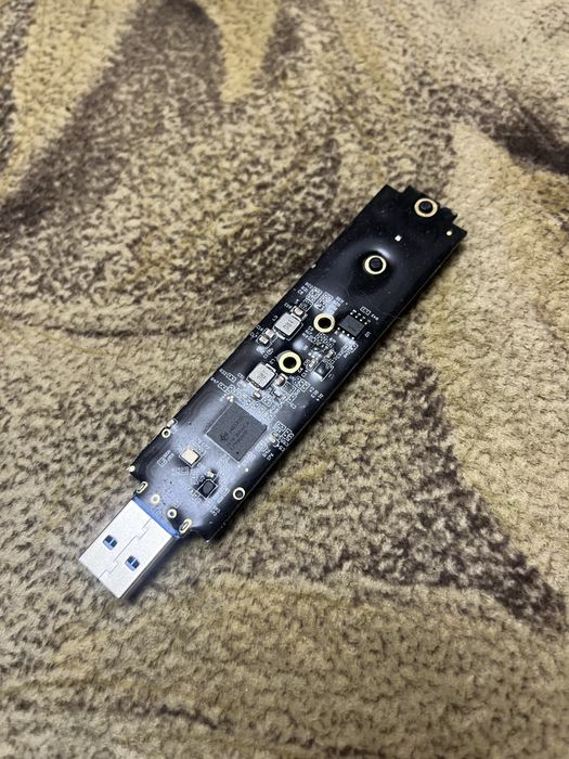 Універсальний адаптер m2 nvme pcie usb 3.2