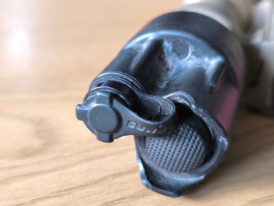 Latarka Surefire m952v