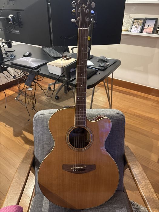 Guitarra Yamaha CPX 500 Torres Vedras (São Pedro, Santiago, Santa
