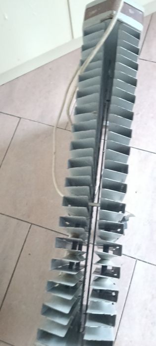 Обігрівач електричний 1кВт батарея радіатор.