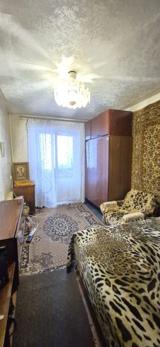 ПРОДАМ 3-кімнатну квартиру в м. Самар, вул. В.Ковалівка.

Квартира роз