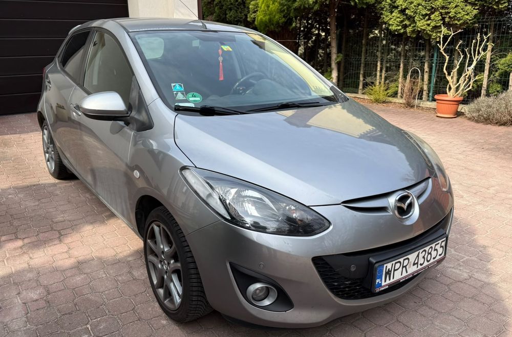 Mazda 2