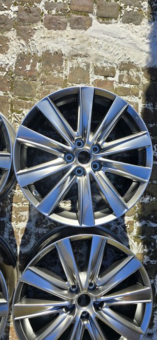 Komplet felg 19" nowy wzór mazda 6  stan bdb