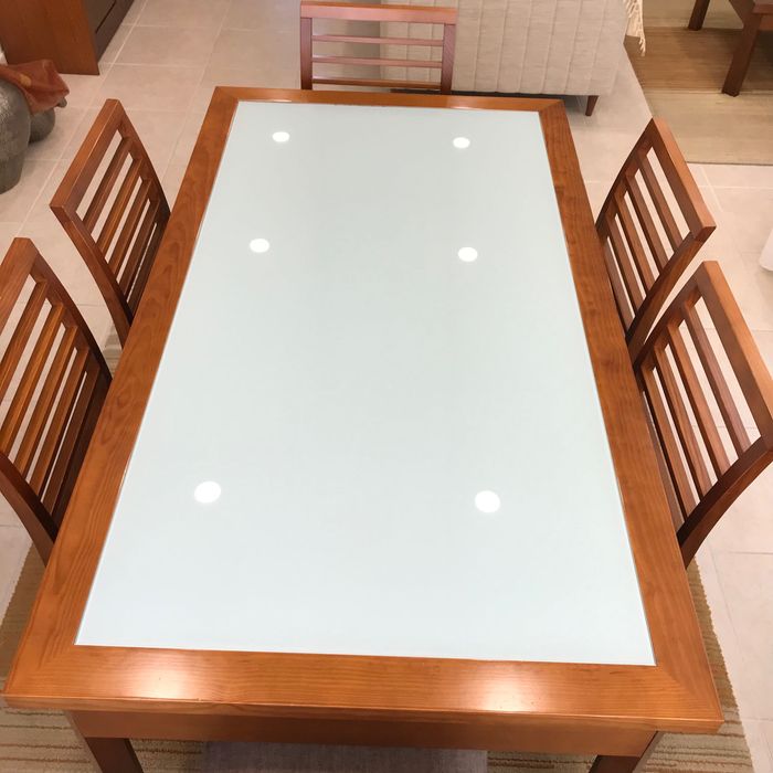 Sala de jantar completa