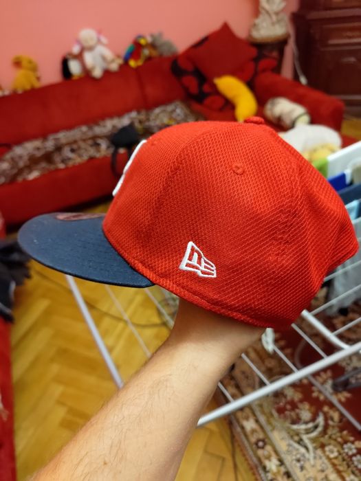 Кепка колекційна рідкісна брендована New Era red