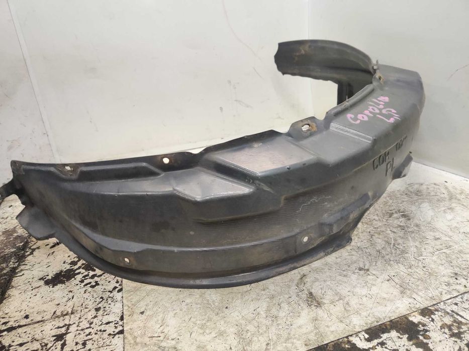 Toyota Corolla E12 Nadkole Lewe Przednie Lewy Przód