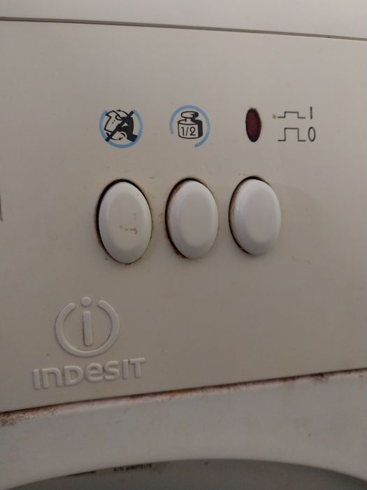 Віддам Пральна машина Indesit. Самовивіз