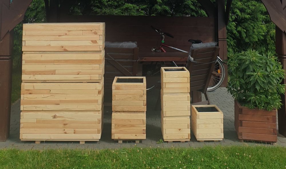 Drewniane donice ogrodowe