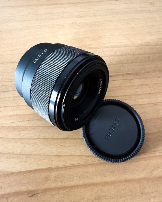 Sony FE 50mm f/1.8