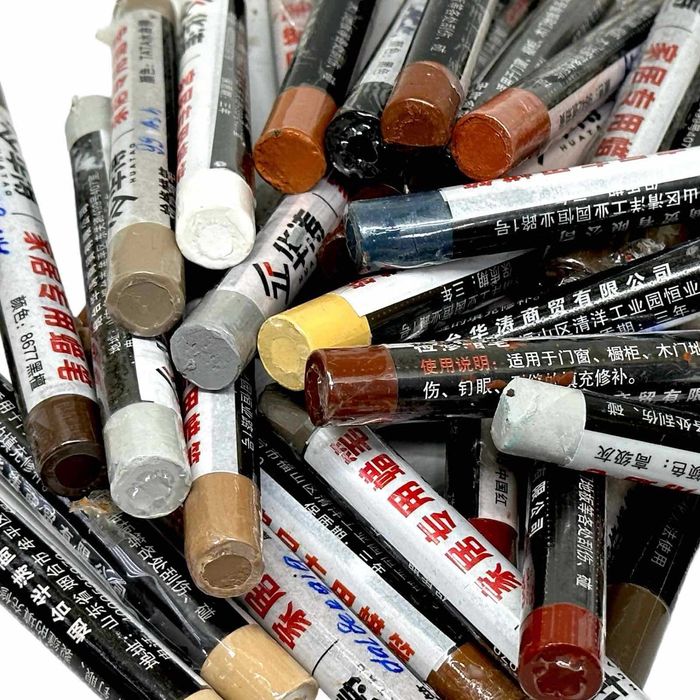 Восковый карандаш для ремонта мебели , дерева , кожи