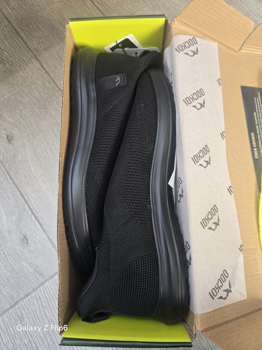 Bardzo lekkie buty nowe męskie  okazja