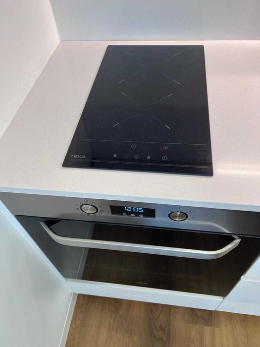 T0 novo, localizado na Avenida Fernão de Magalhães