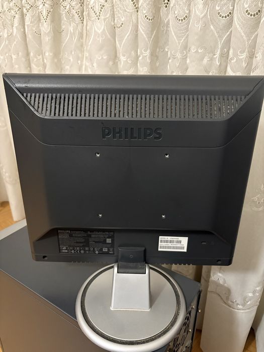 Monitor LCD Philips 170S 17” – Funcional com Defeito
