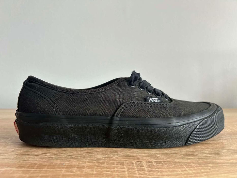 Czarne trampki VANS