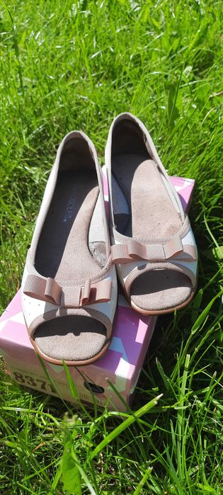 Жіночі туфлі-мокасіни