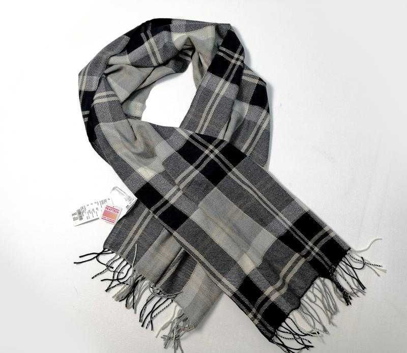 Новый шарф с шерстью Uniqlo