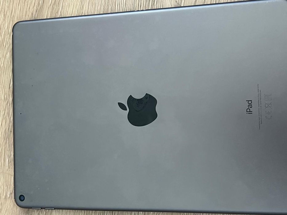 iPad Air 3 WiFi Only barely used