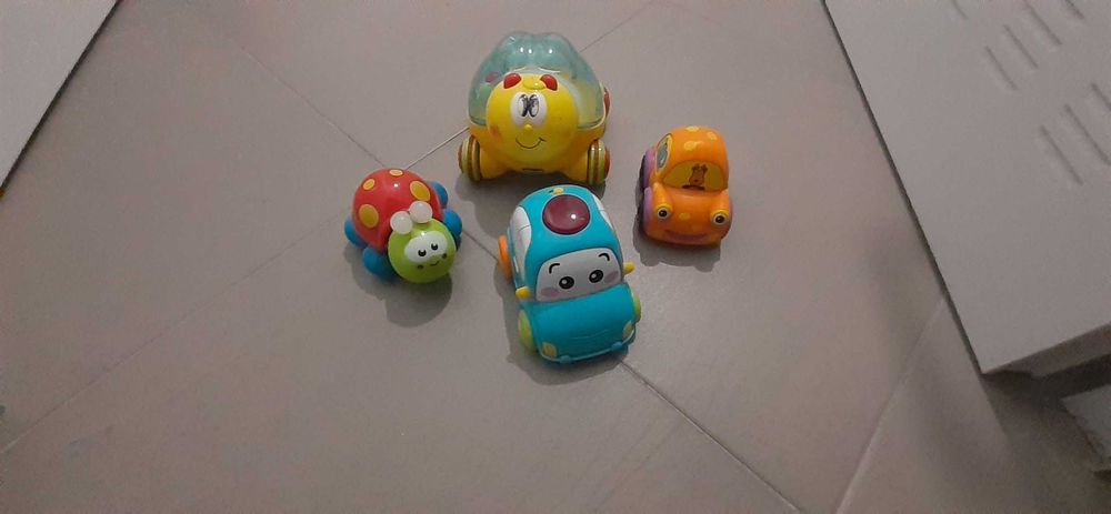 Brinquedos de corda.