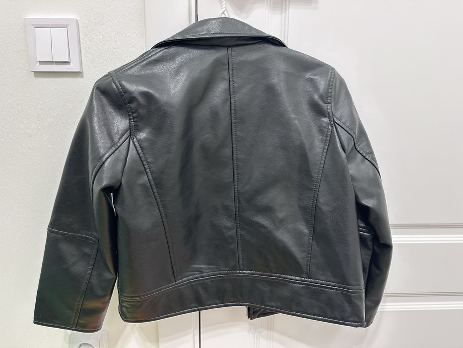 Куртка Zara 7-8 р