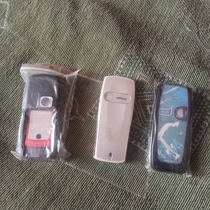 Nokia 5500 корпус + ещё корпуса