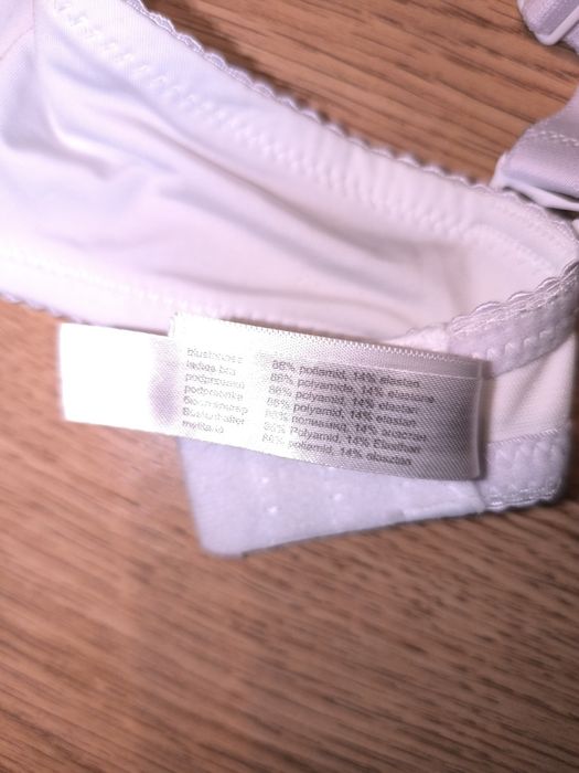 Biustonosz biały 85E