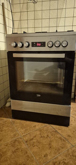 Kuchenka gazowo elektryczna beko