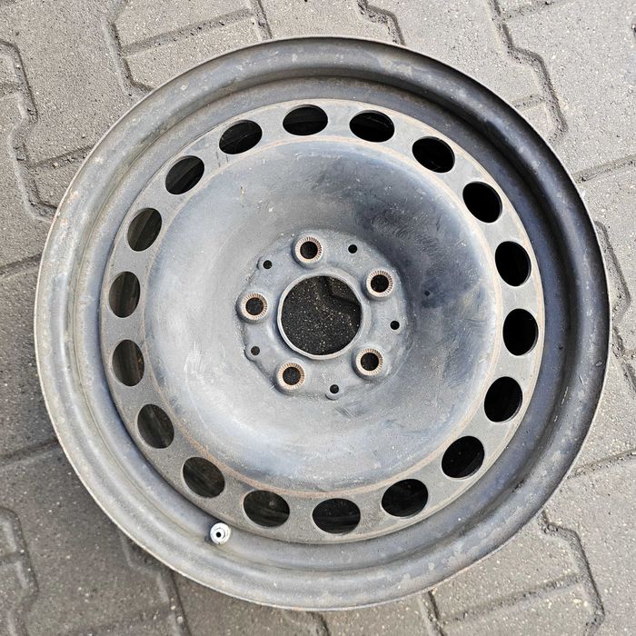 Felga stalowa używana 6,5x16 ET49 5x112x66,5 Mercedes A , B , CLA