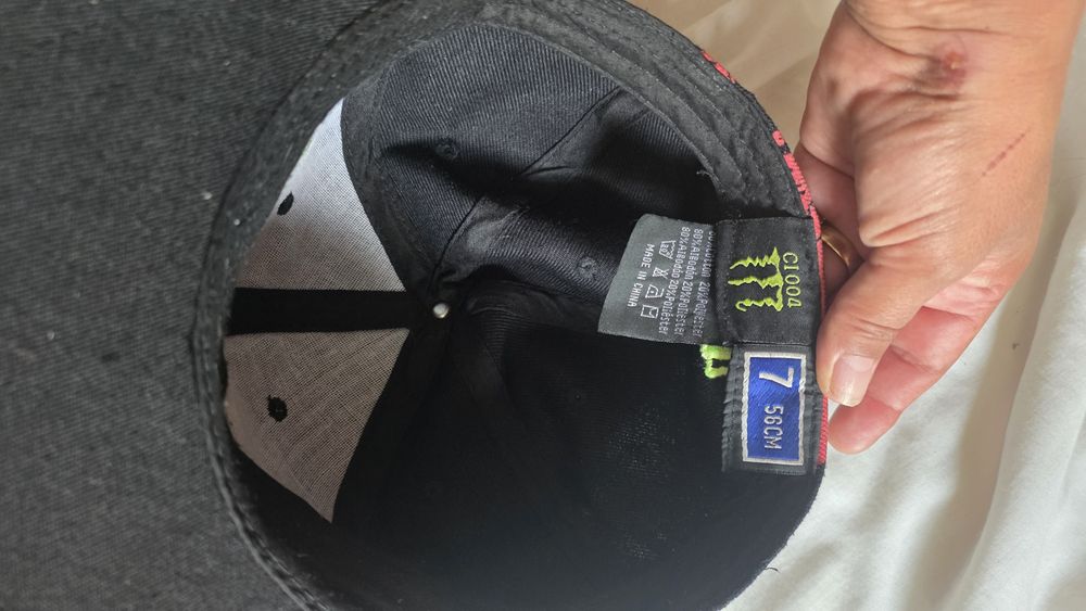 Chapeu / cap monster