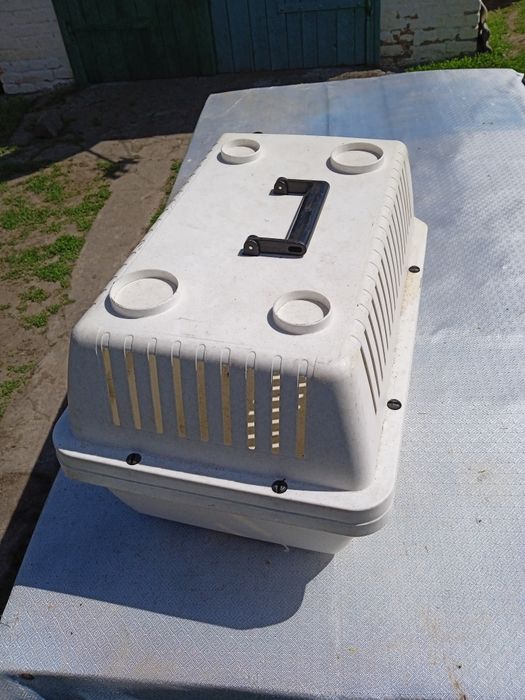 Переноска - контейнер для тварин