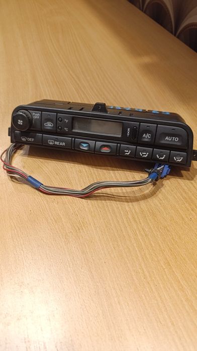 Блок управления печкой климат Jaguar xs6