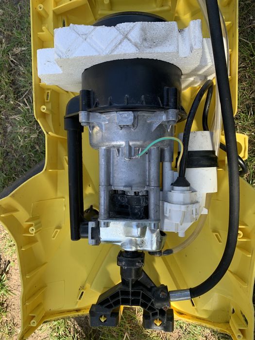 Karcher k4 premium na czesci silnik
