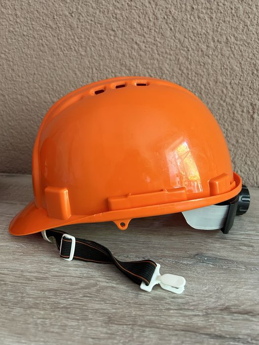 Каска защитная строительная будівельна Compass шлем