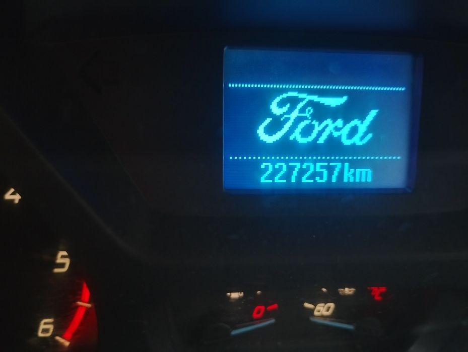 Ford transit mk8 2.2 dCi 15r.zamiana.