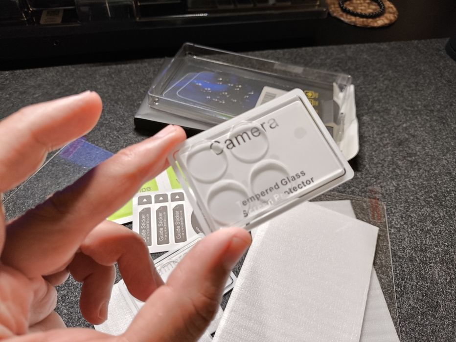 Duas películas de  proteção para POCO X6 Pro 5G