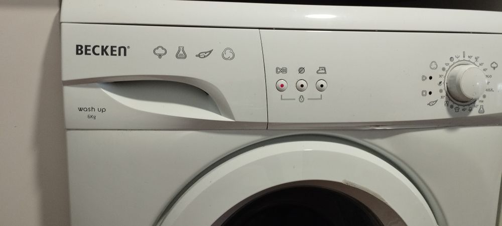 Máquina para lavar Roupa "Becken", 6kg